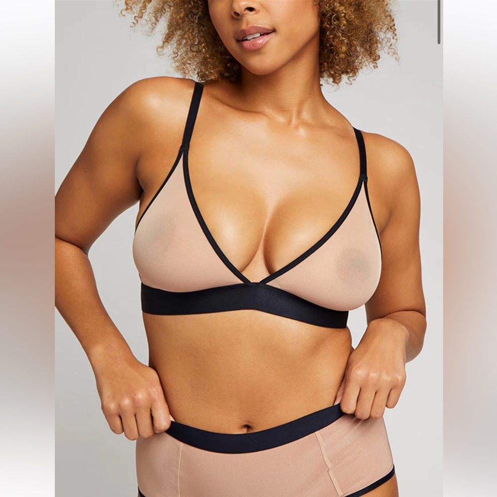 Sieve Triangle Bra Size 3 NWT